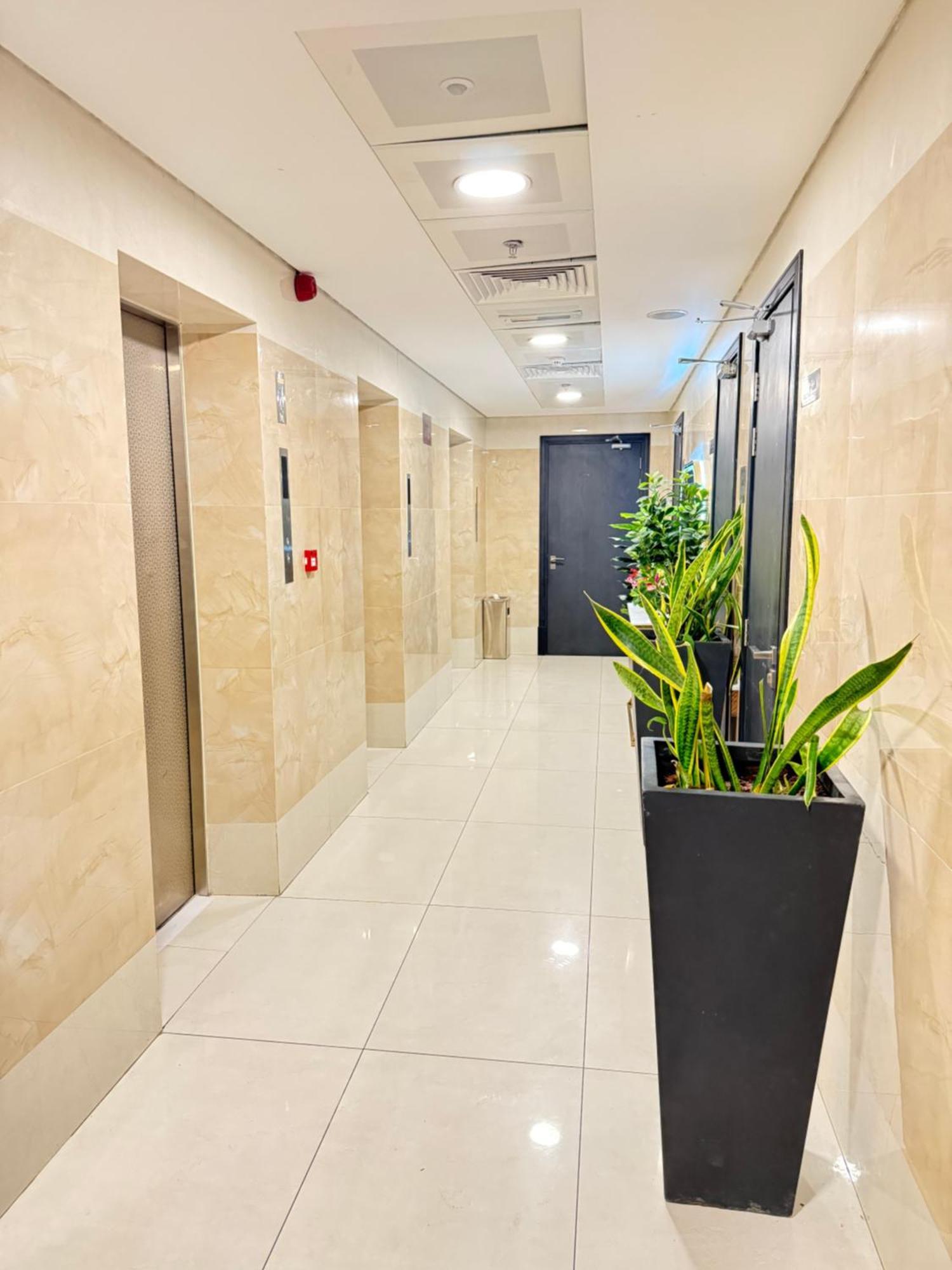New Dream Plaza Hotel Apartment Dubái Exterior foto